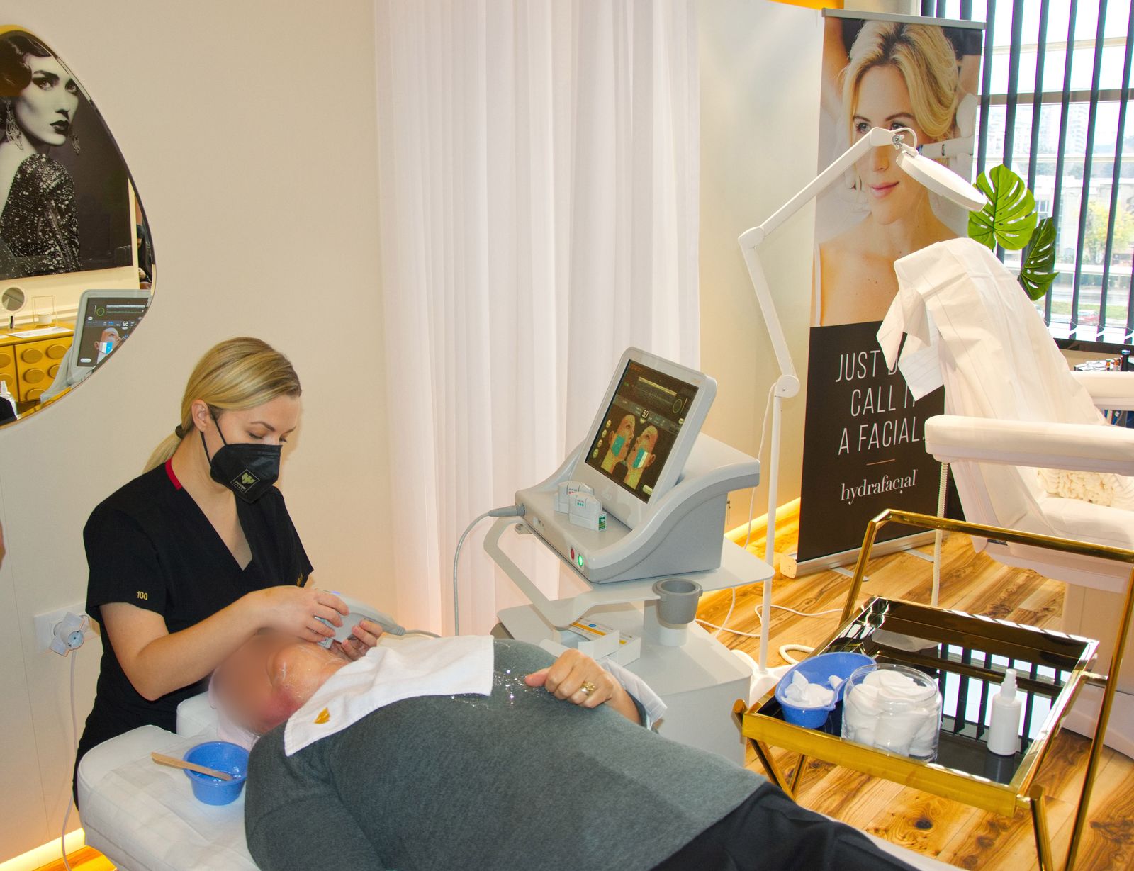 Hydrafacial