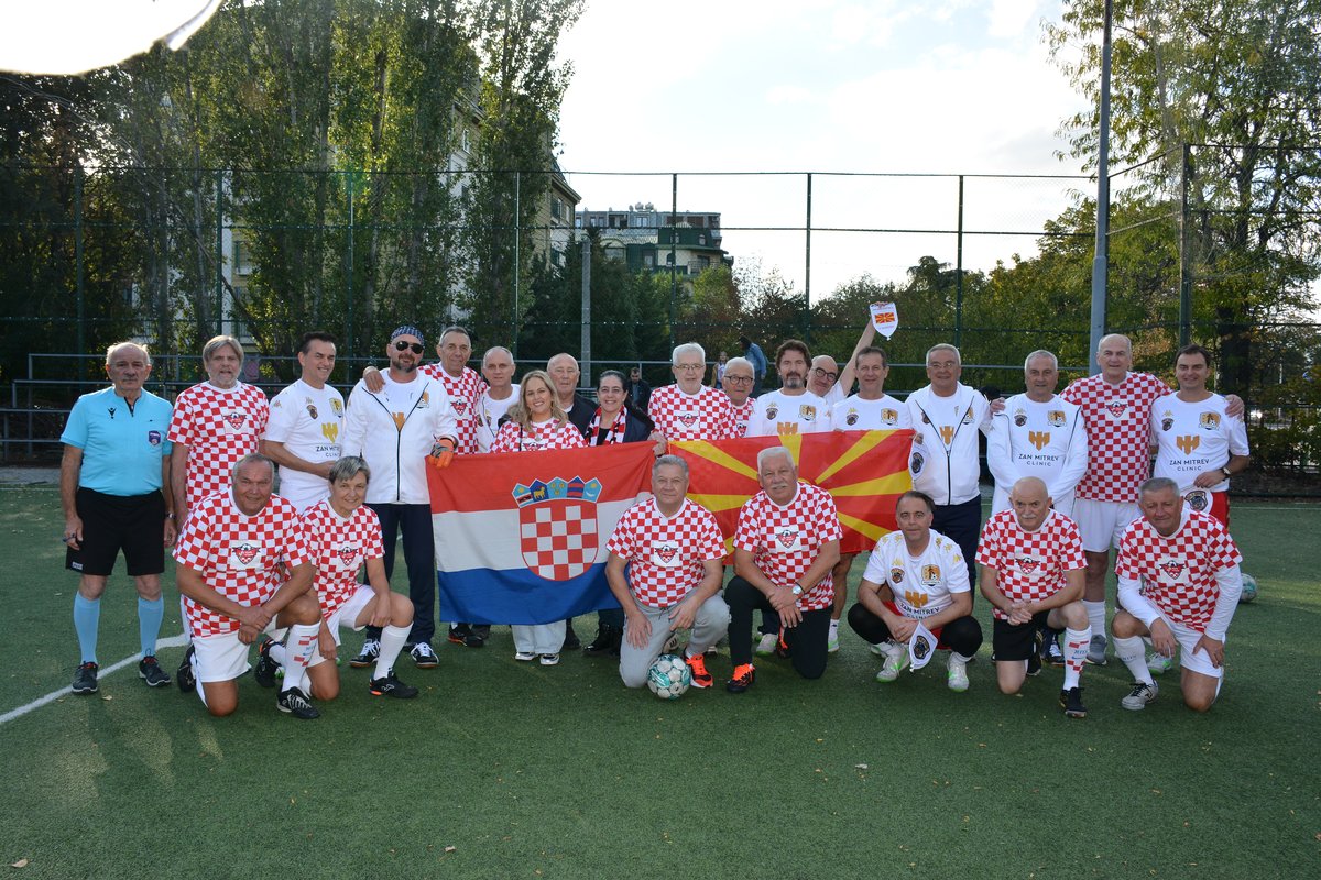 Ekipi i Klinikës Zhan Mitrev me një ndeshje të re ndërkombëtare – walking football